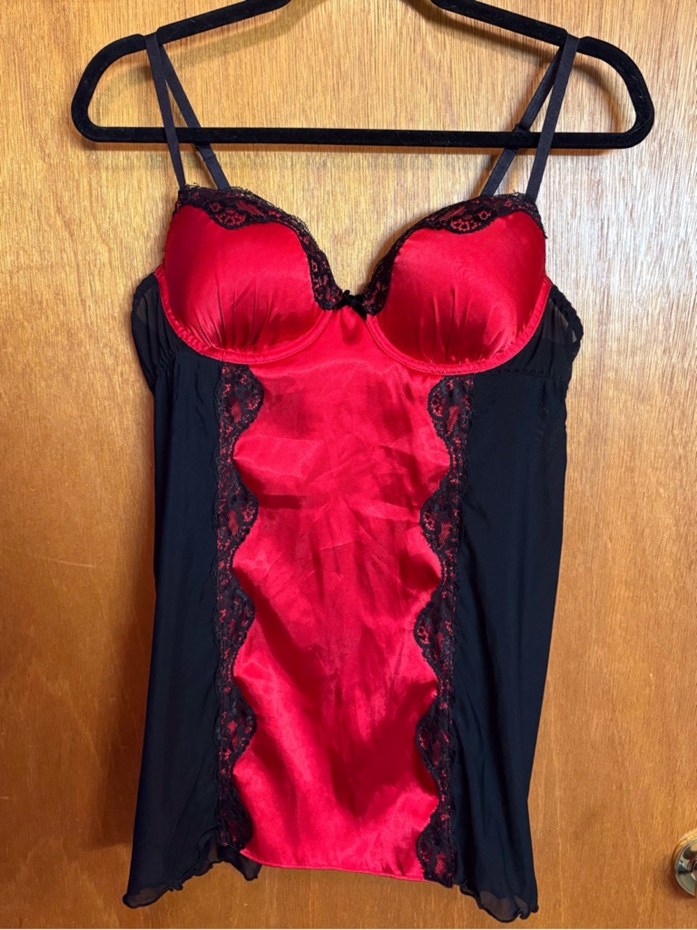 Apt. 9 Red and Black Satin Lace-Trim Chemise